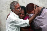 100803 pak floods hmed 115a grid 6x2 1